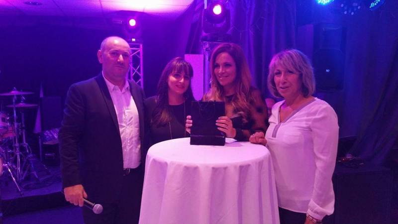 Hélène Ségara que fait -elle maintenant ?