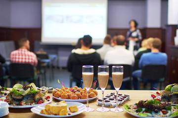 Séminaire clé en main à Marseille pour petites entreprises avec FK Events