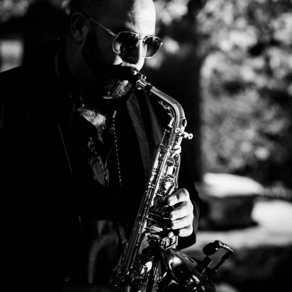 Warren sax saxophoniste de talent à Marseille