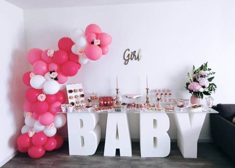 Décoration lettres et ballons pour chaque baptême et anniversaire à Marseille et Aubagne