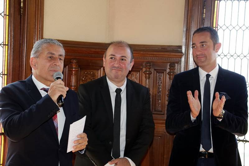 Hommage Charles Aznavour à Marseille