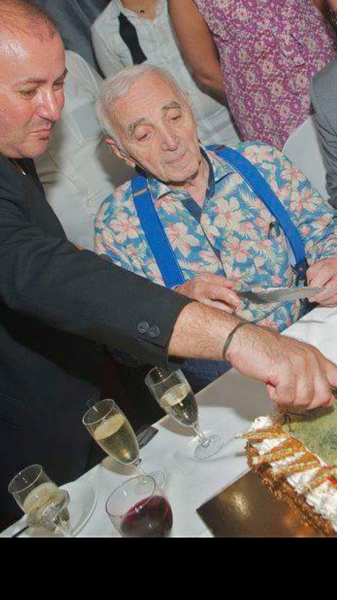 Hommage Charles Aznavour marseille