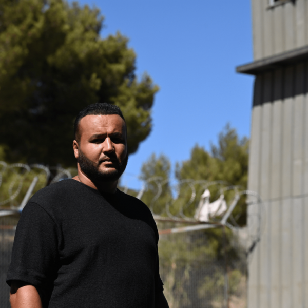 Naestro chanteur au style unique alliant drill et opéra